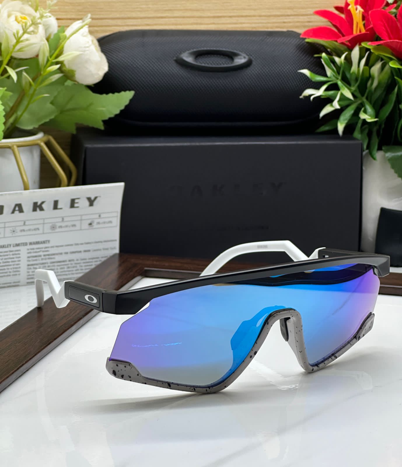 Oakley BXTR Sports ( Blue & Black )