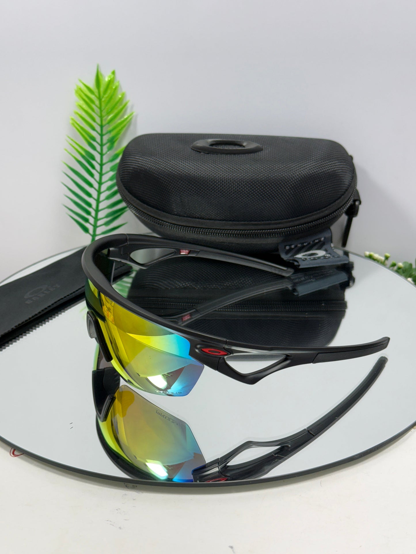 Oakley Sphaera Sports ( Red Mirror & Black )