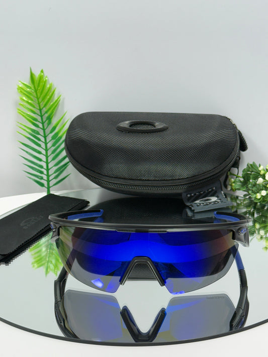 Oakley Sphaera Sports ( Blue & Black )
