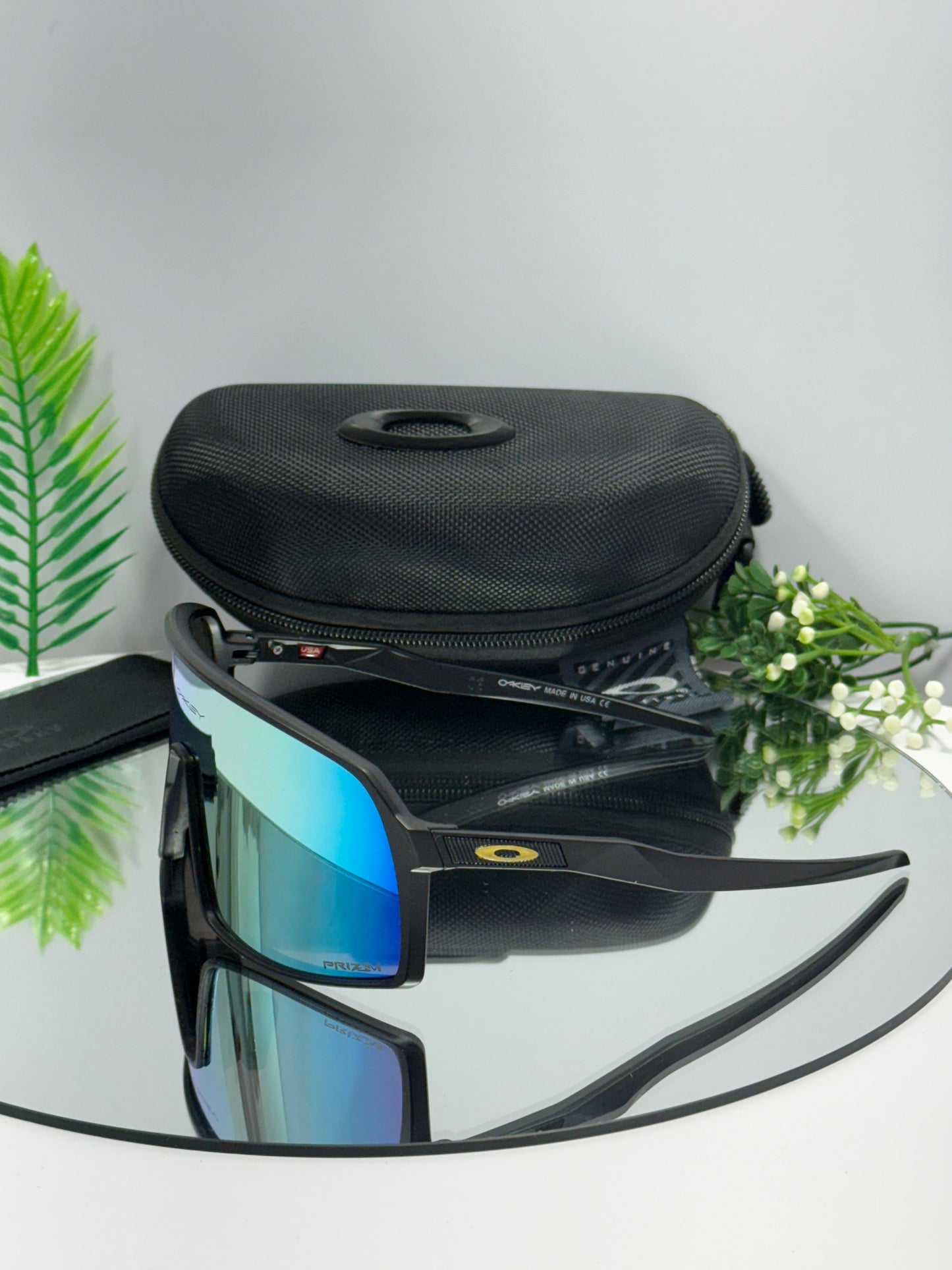 Oakley SURTO Sports ( Yellow & Black )