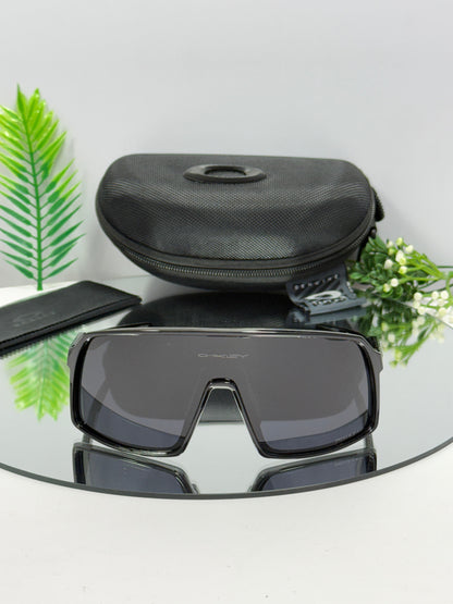 Oakley SURTO Sports ( Black & Black )